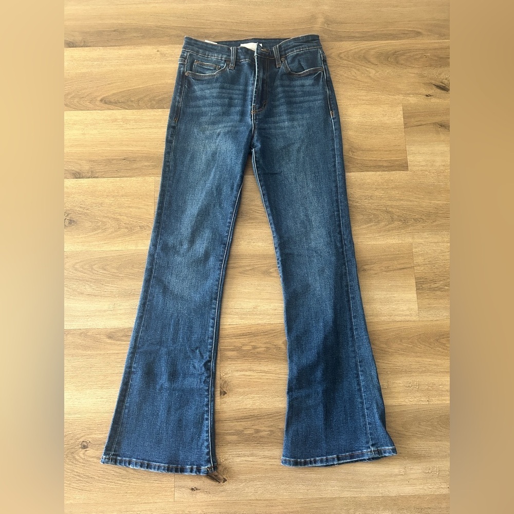 Habitual Women’s Casey Flare Jeans Blue Denim Size 4/27 – Like New
